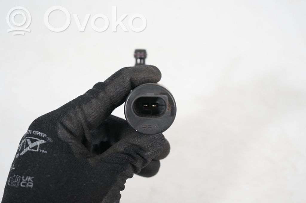 Headlight washer pump (6)