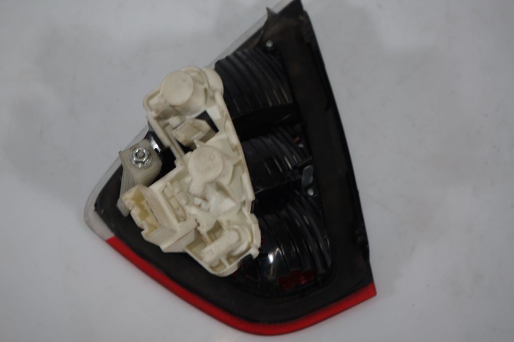 Rear/tail lights (7)