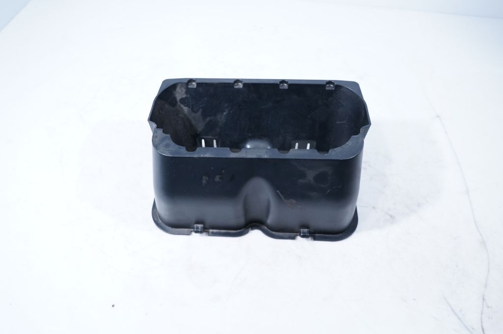 Glove box in trunk (3)