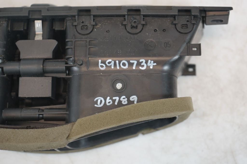 Dash center air vent grill (10)