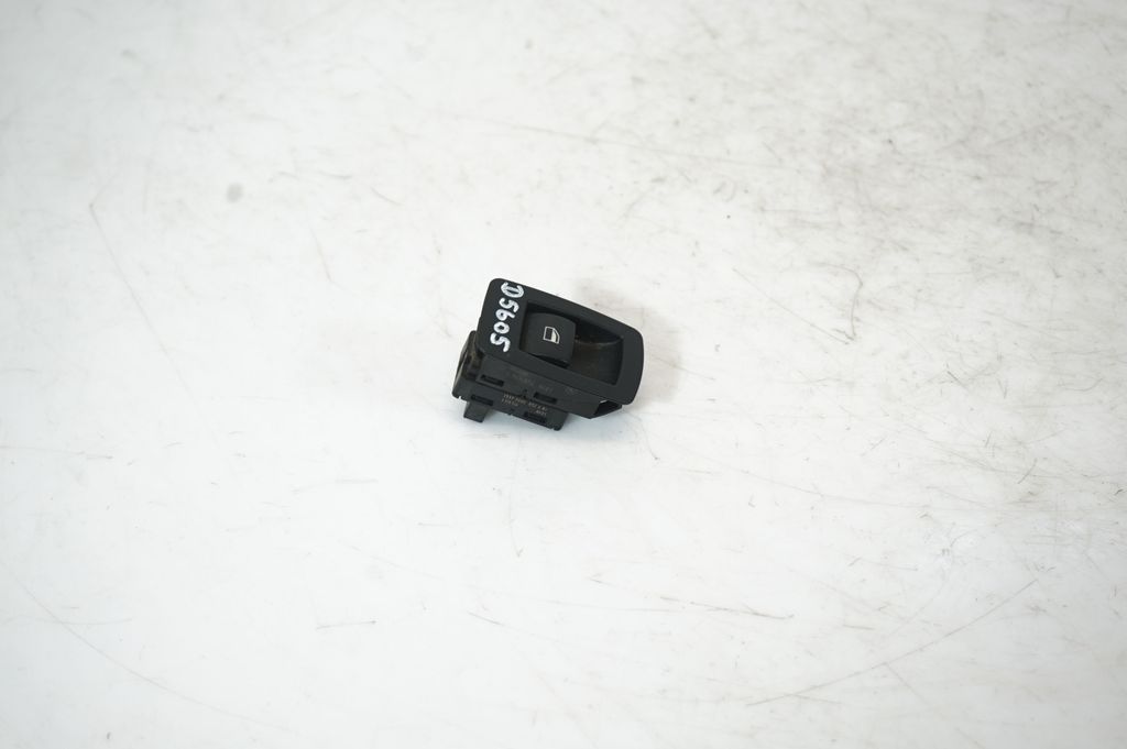 Electric window control switch (4)