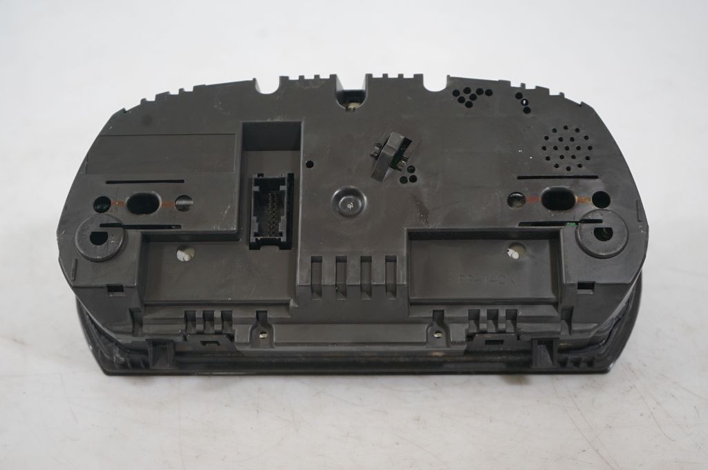 Speedometer (instrument cluster) (7)