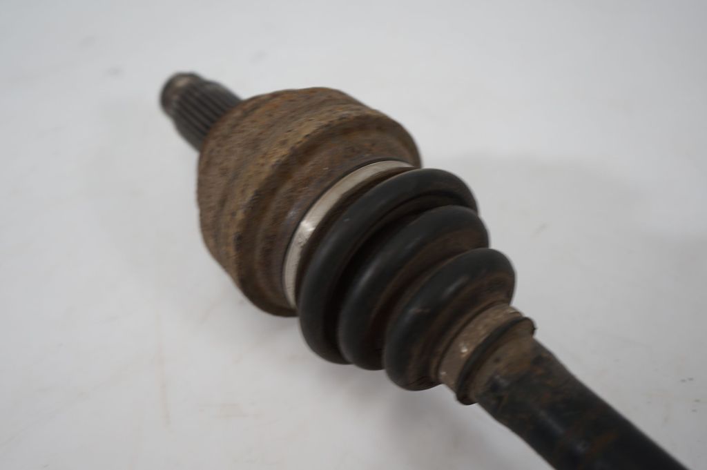 Rear driveshaft (6)