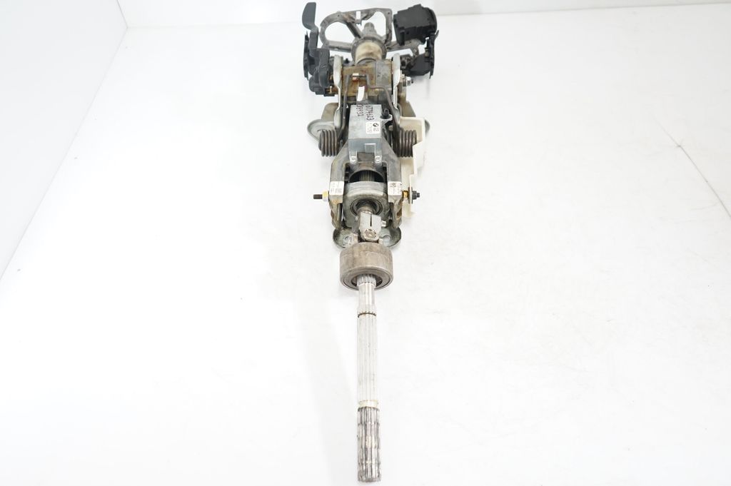 Steering wheel axle (4)