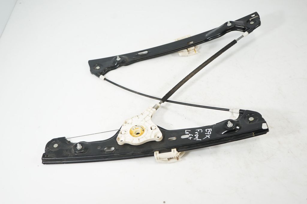 Front door window regulator with motor (5)