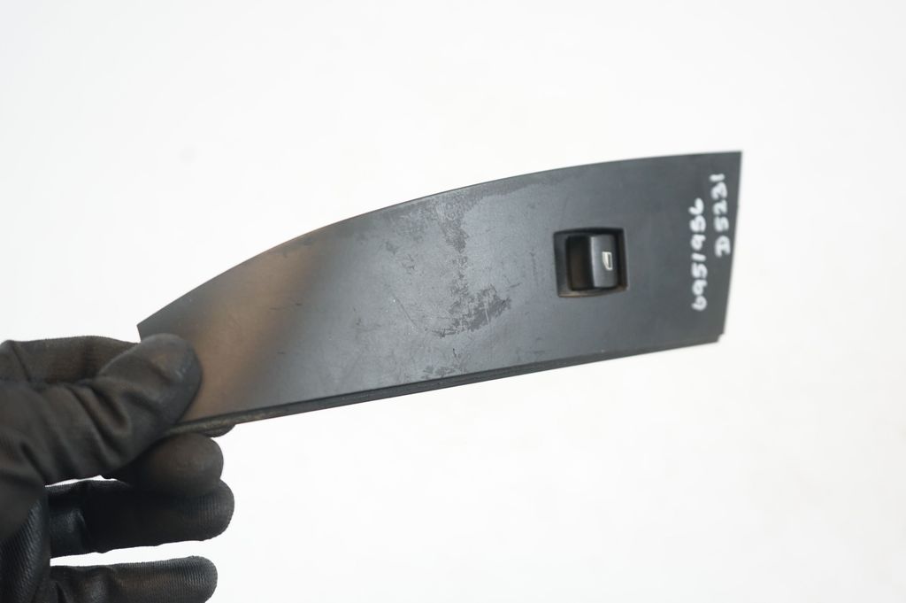 Electric window control switch (6)