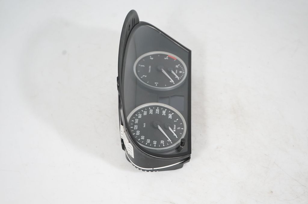 Speedometer (instrument cluster) (4)