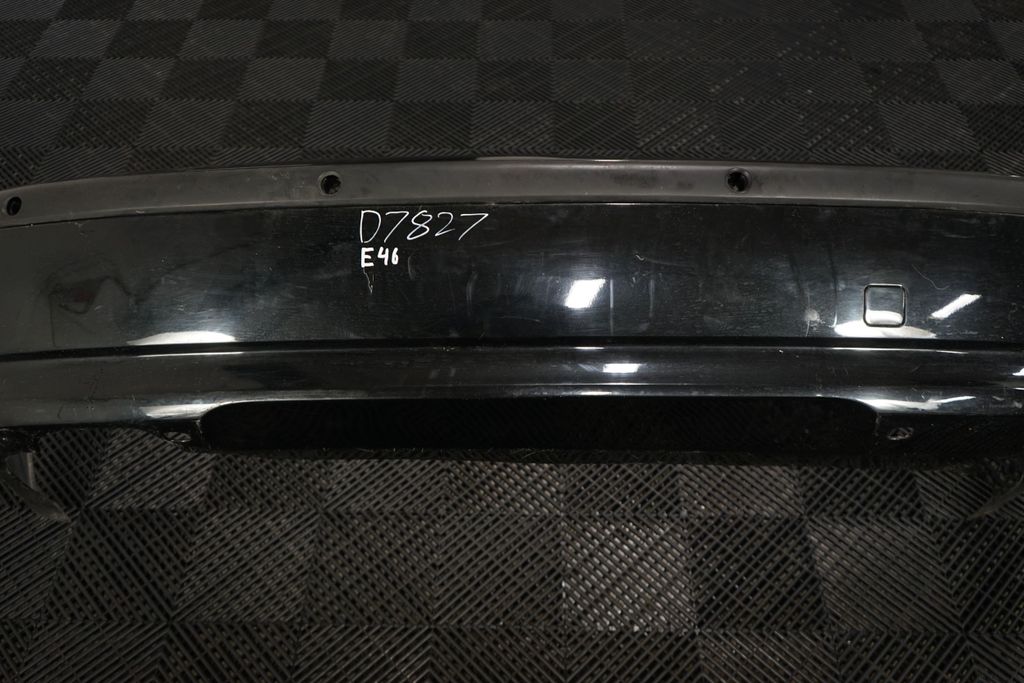 Rear bumper (6)