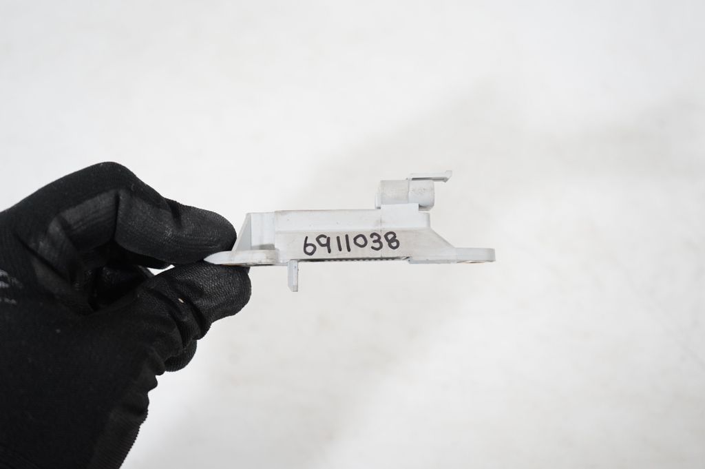 Airbag deployment crash/impact sensor (8)