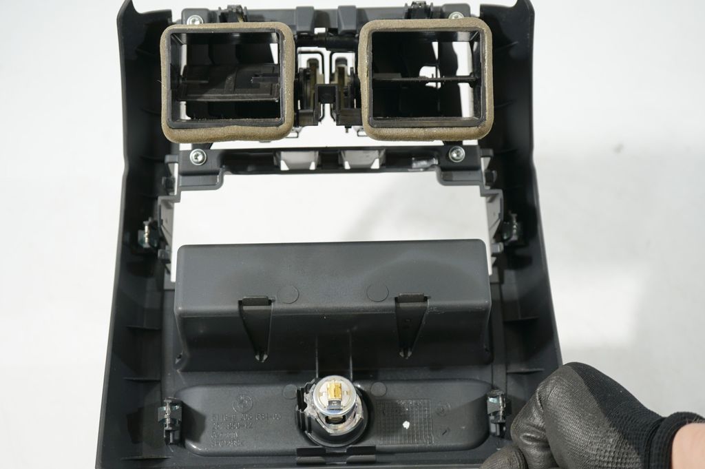 Water pump (8)