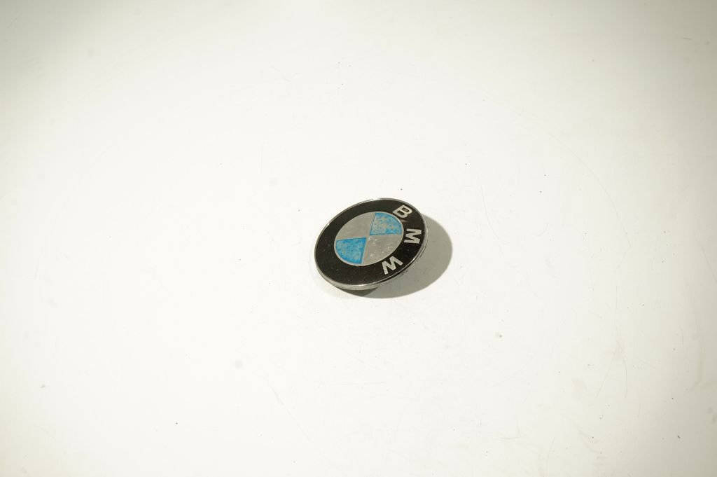 Manufacturer badge logo/emblem (2)