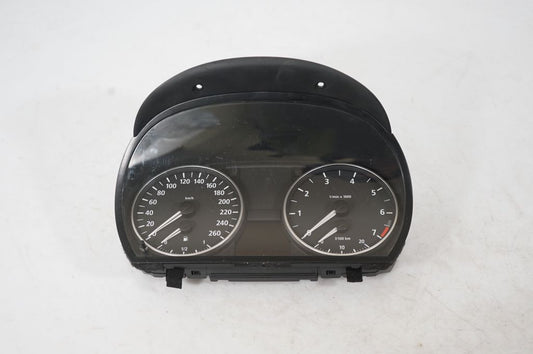 Speedometer (instrument cluster)