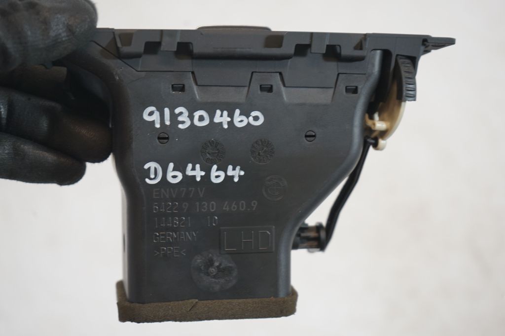 Dashboard side air vent grill/cover trim (8)