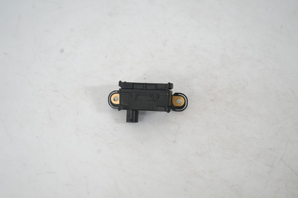 ESP acceleration yaw rate sensor (3)
