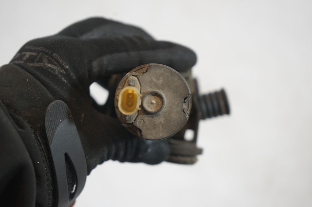 Electric auxiliary coolant/water pump (7)