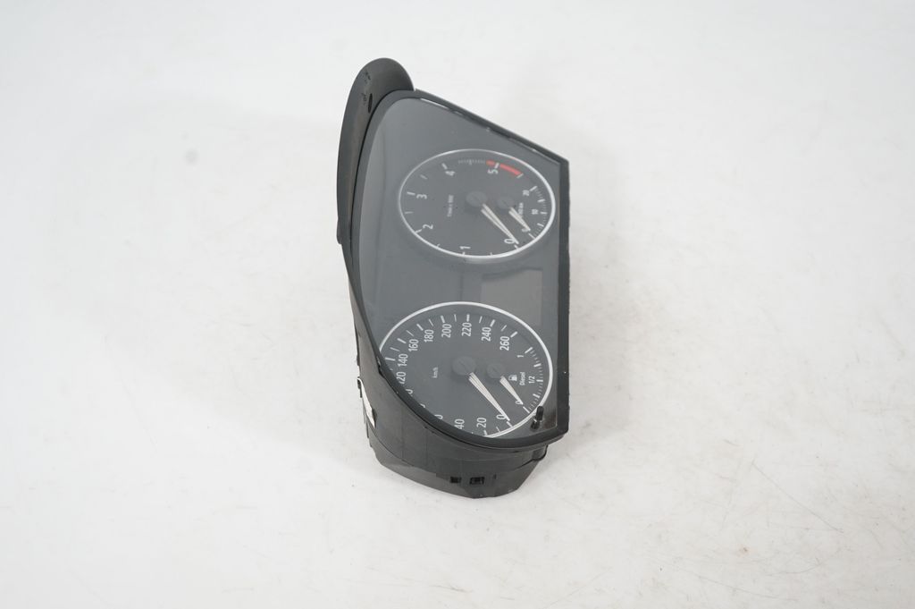 Speedometer (instrument cluster) (4)
