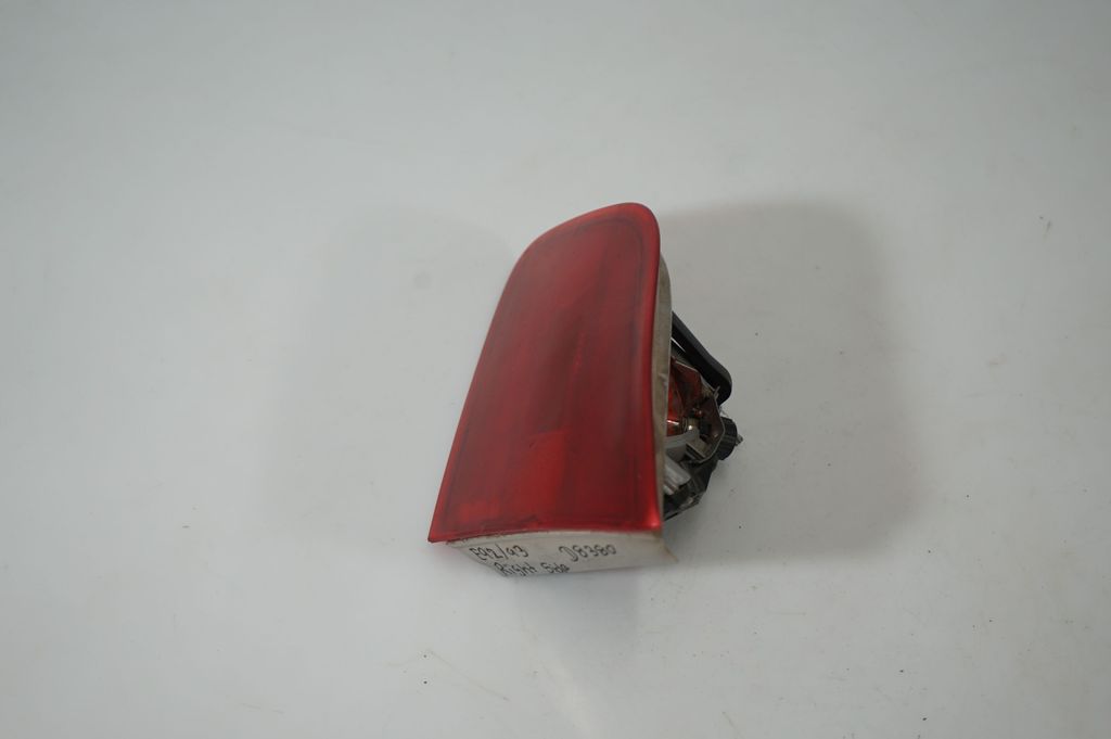 Rear/tail lights (2)