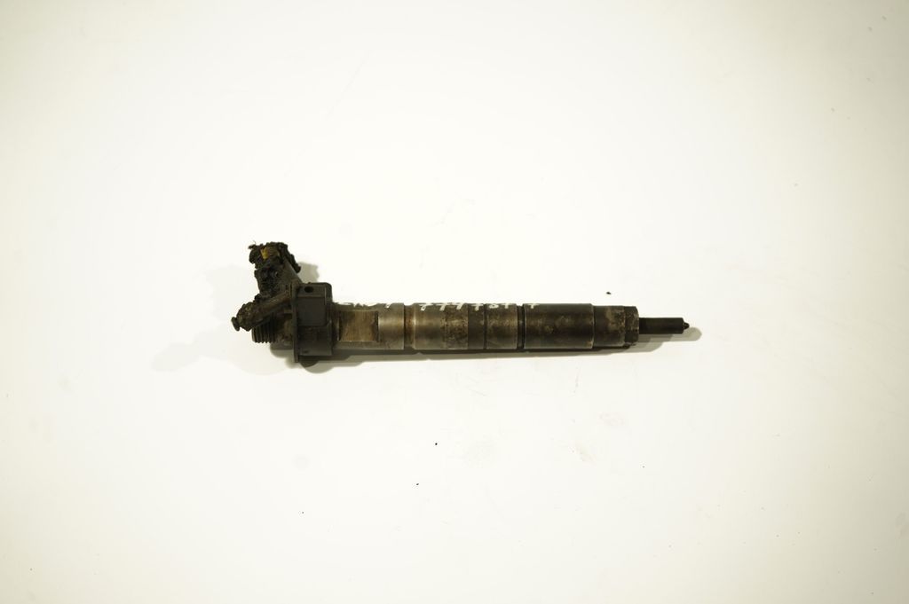 Fuel injector (2)