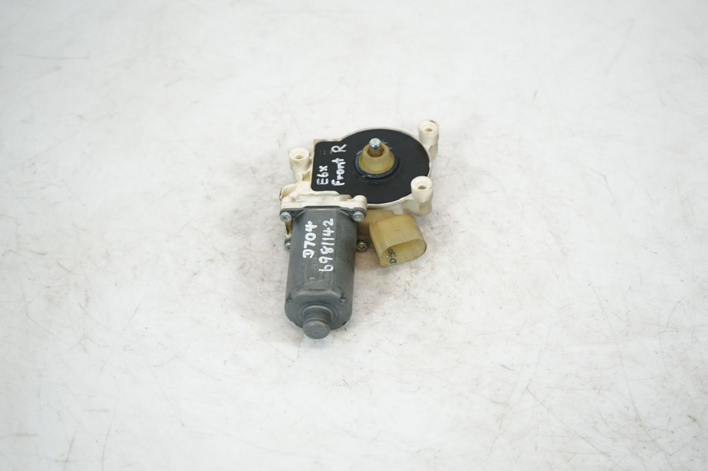 Front door window regulator with motor (4)