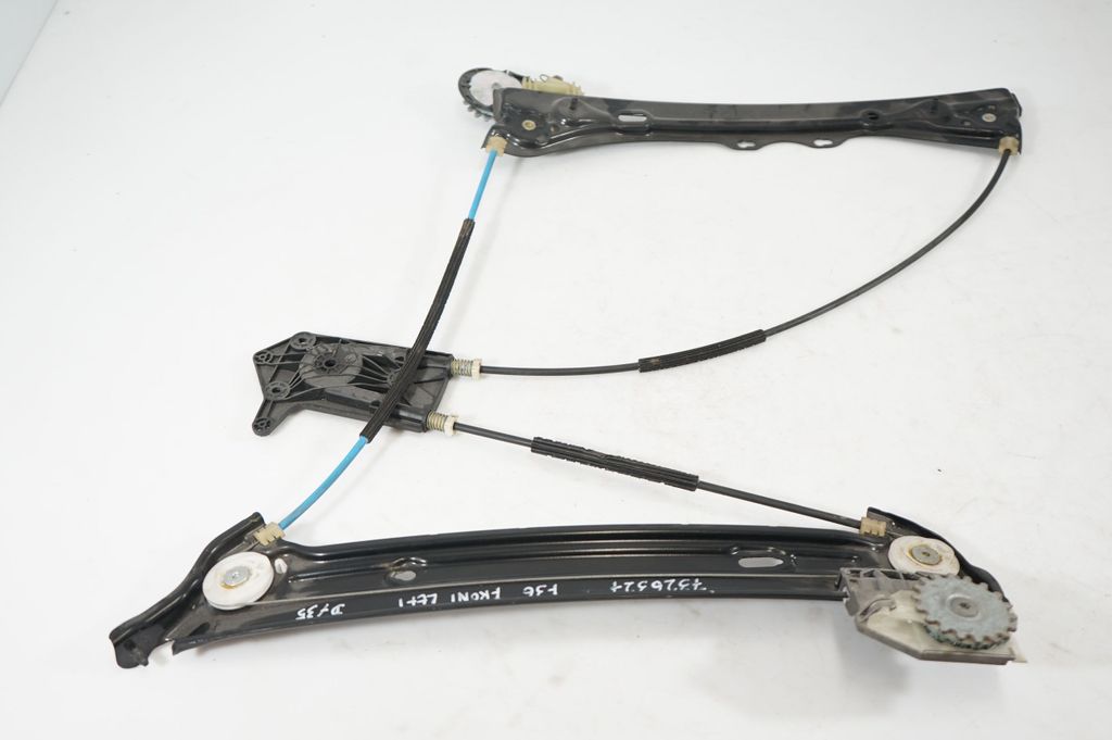 Front door window regulator with motor (3)