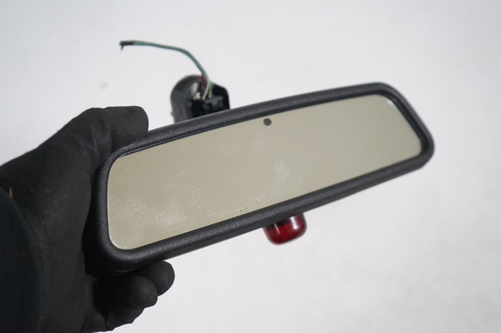 Rear view mirror (interior) (6)