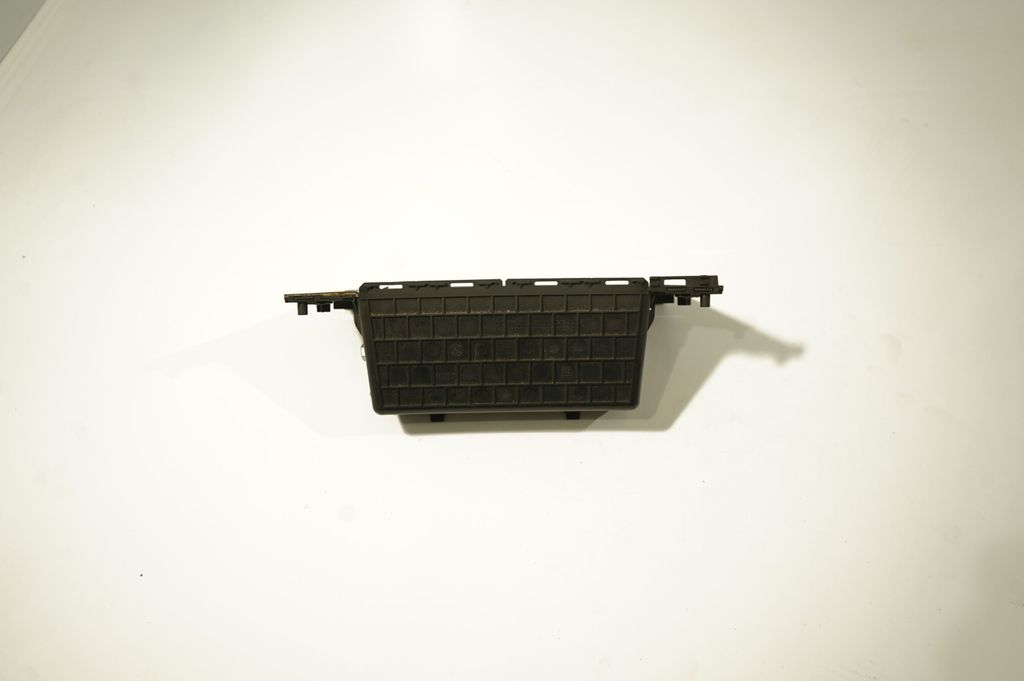 Panel trim (3)