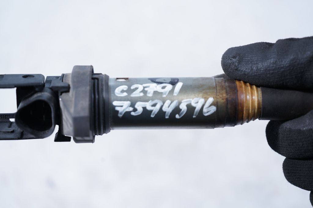 High voltage ignition coil (7)