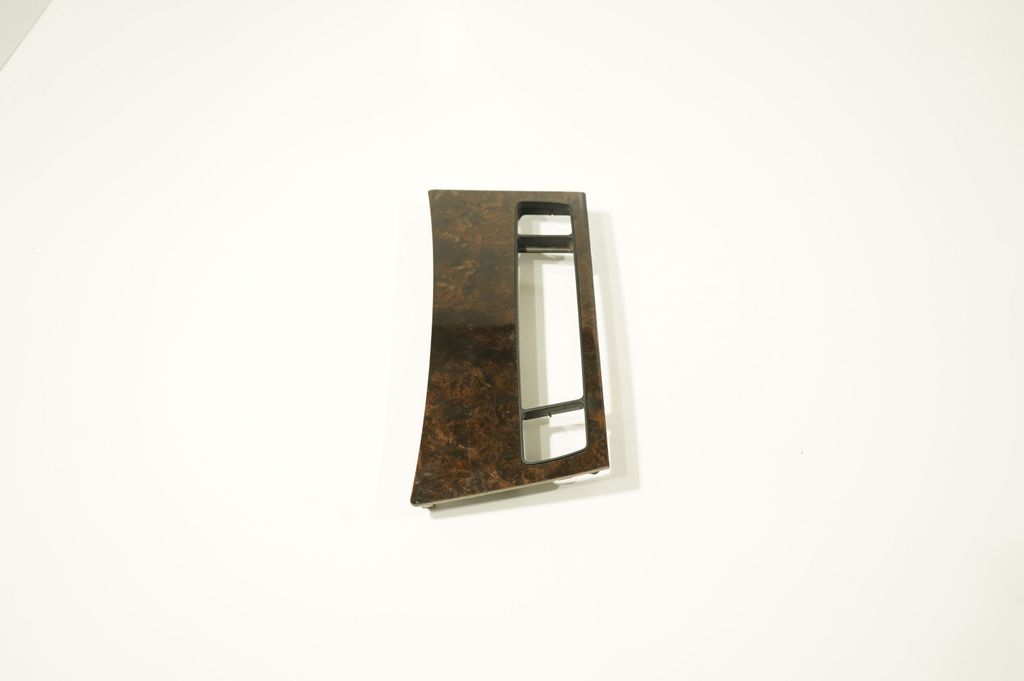 Panel trim (2)