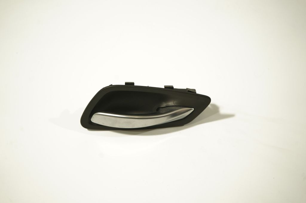 Rear door interior handle (5)