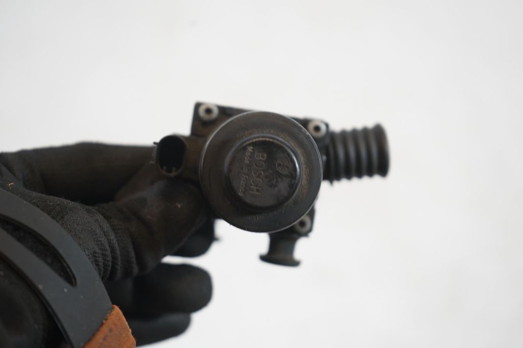 Coolant heater control valve (7)