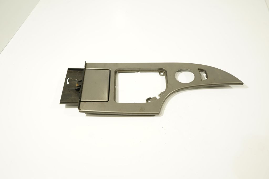 Gear shifter surround trim plastic (2)