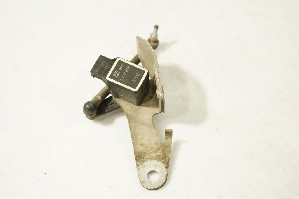 Headlight/headlamp level sensor (4)