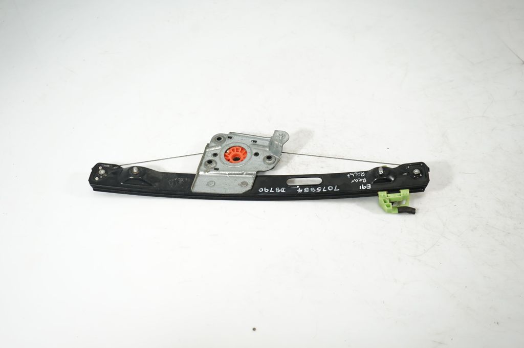 Rear door window regulator with motor (3)