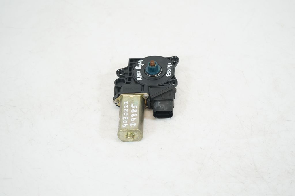 Rear door window regulator with motor (4)