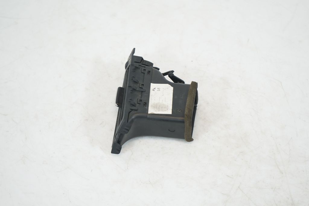 Dashboard side air vent grill/cover trim (2)