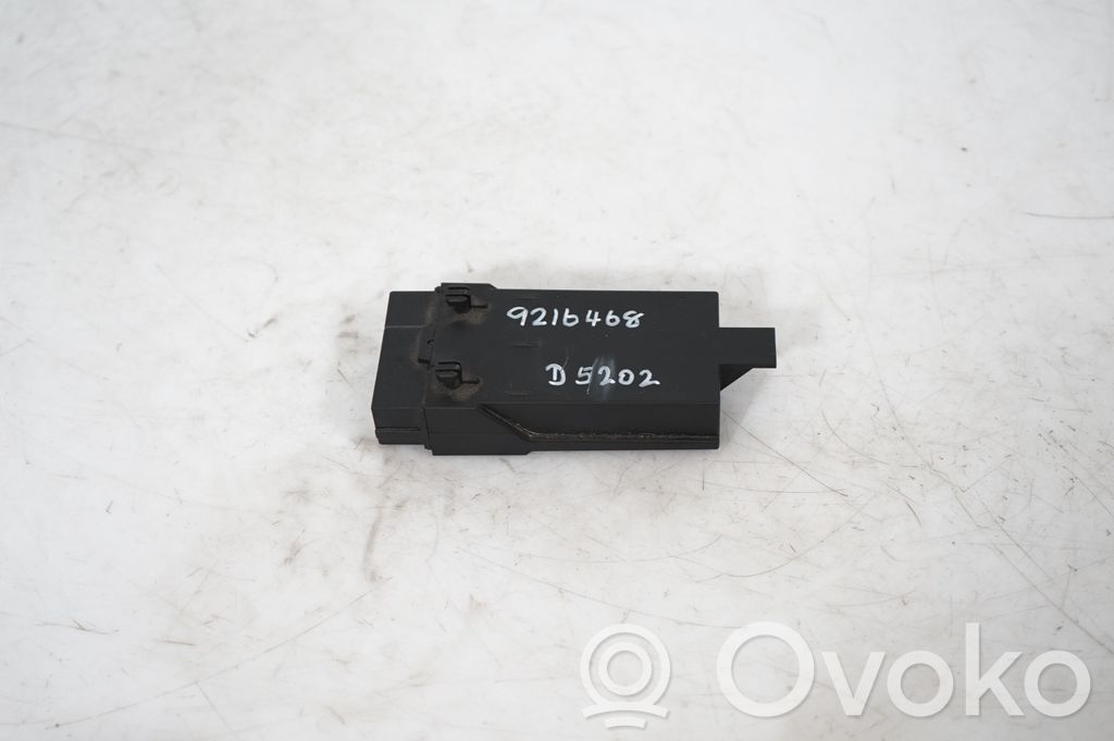 Seat heating relay (5)