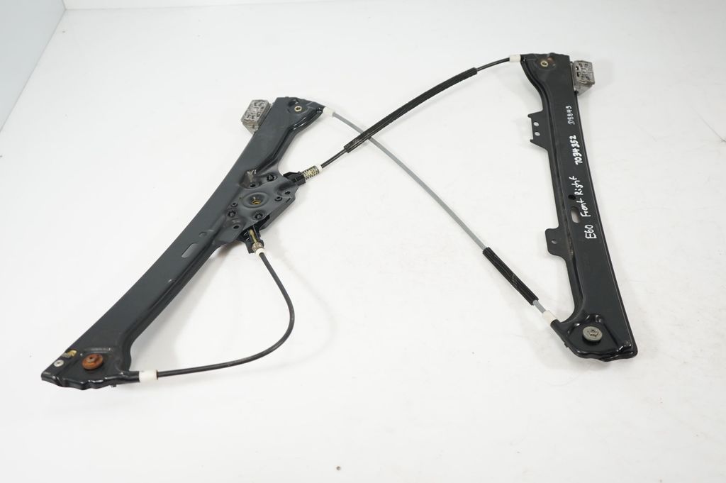 Front door window regulator with motor (4)