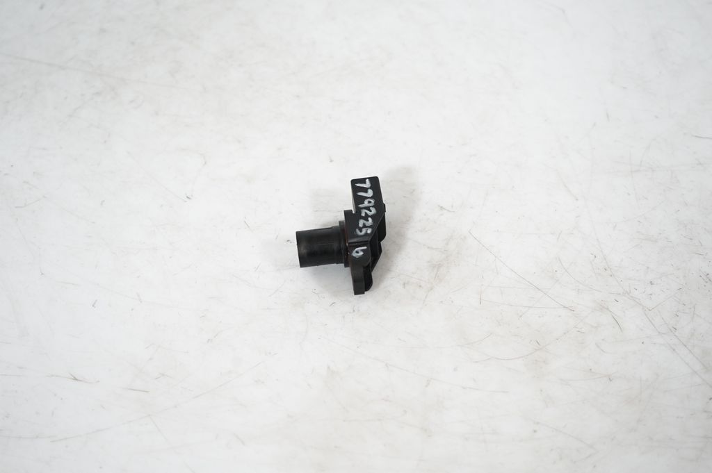 Camshaft position sensor (2)