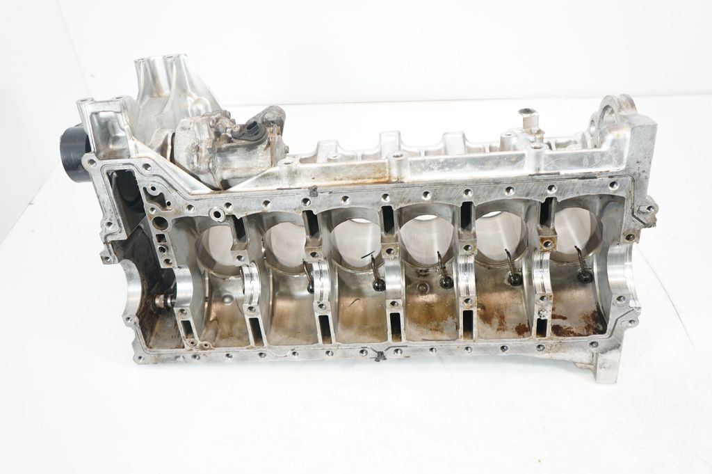 Engine head (5)