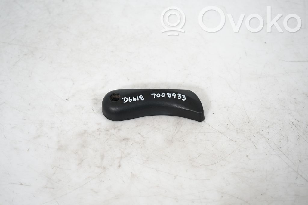 Engine bonnet (hood) release handle