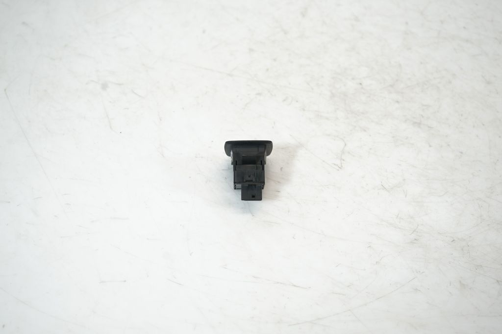 Electric window control switch (3)