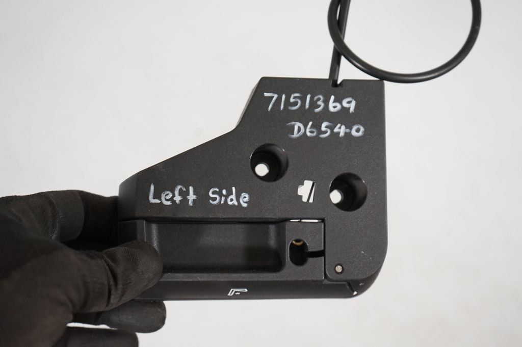 Seat back rest control lever/handle (7)