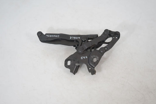 Engine bonnet/hood hinges