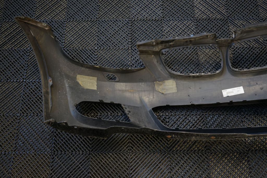 Front bumper (6)