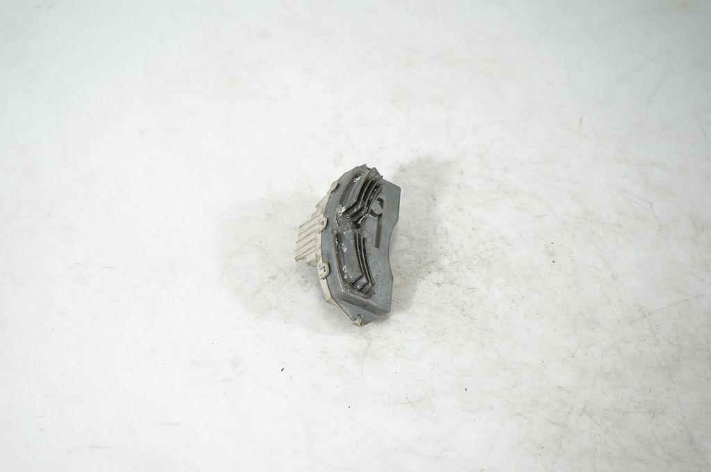 Heater blower motor/fan resistor (4)