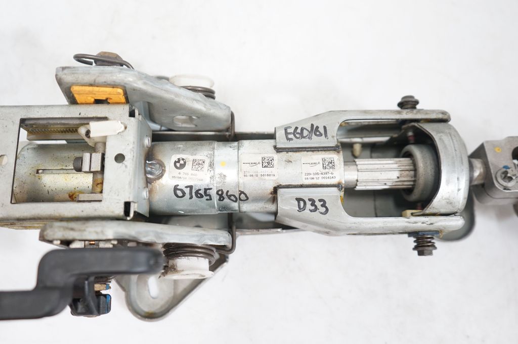 Steering wheel axle set (9)