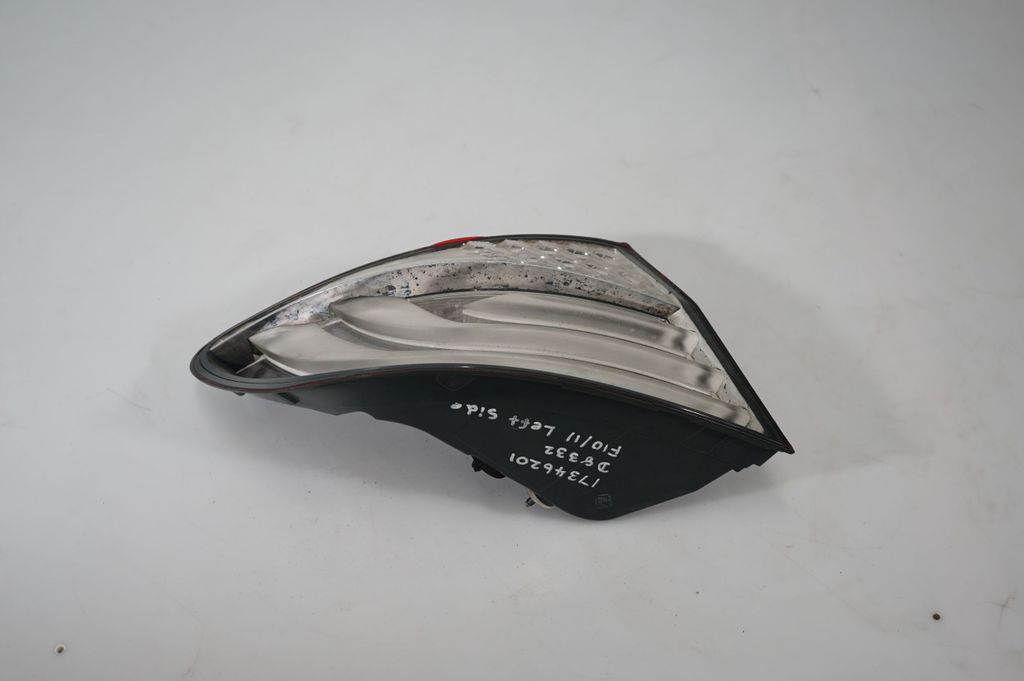 Rear/tail lights (3)