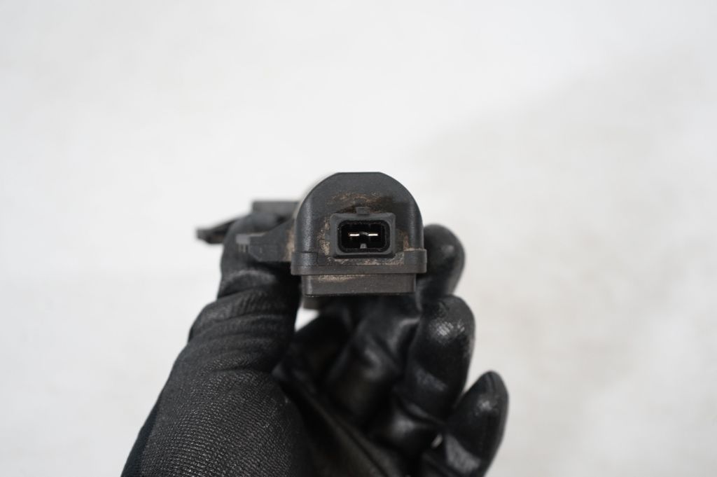 Intake manifold valve actuator/motor (7)