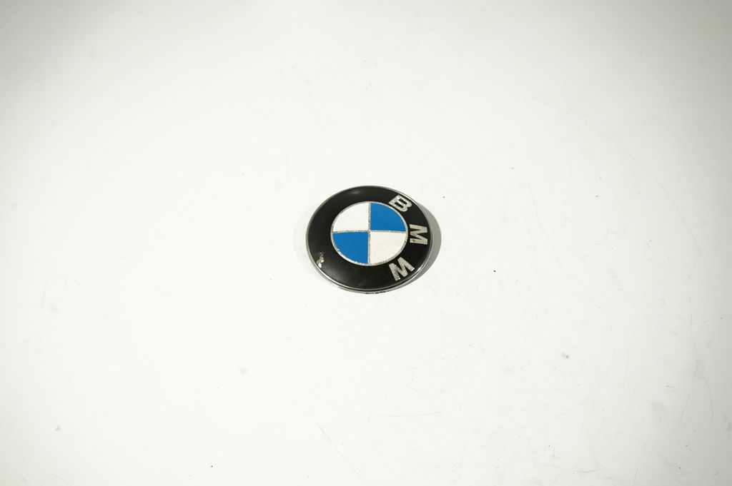 Manufacturer badge logo/emblem (2)