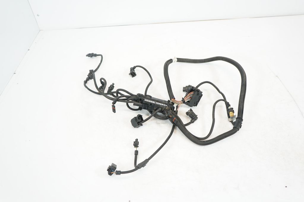 Engine installation wiring loom (3)